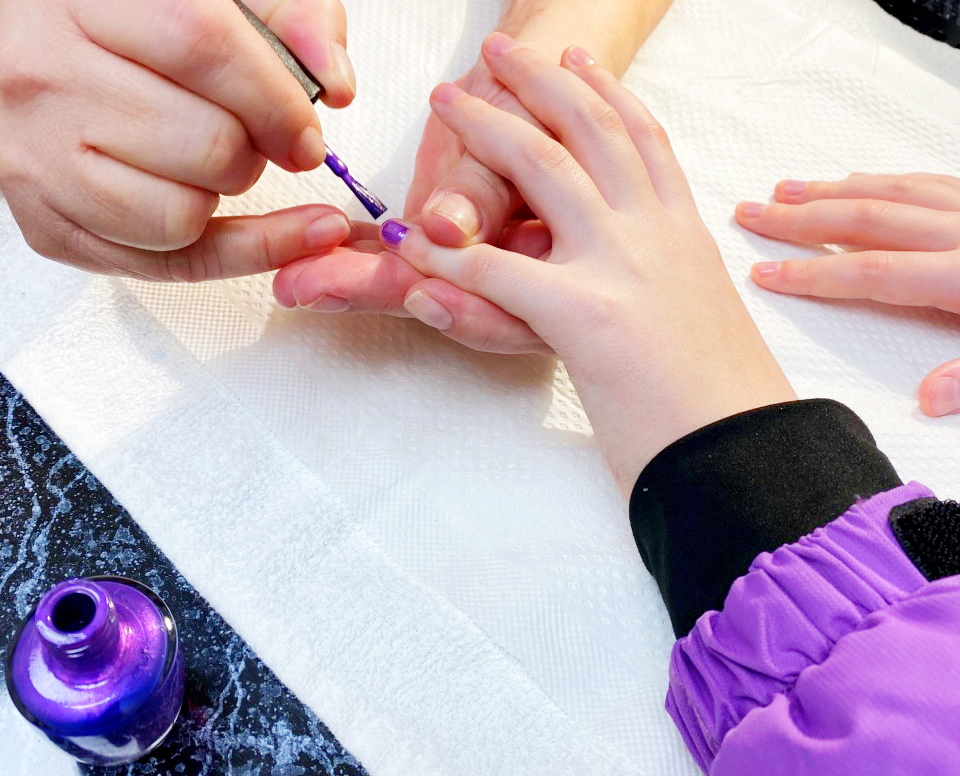 Support services for Children and Families in Michigan - Kate's%20nails